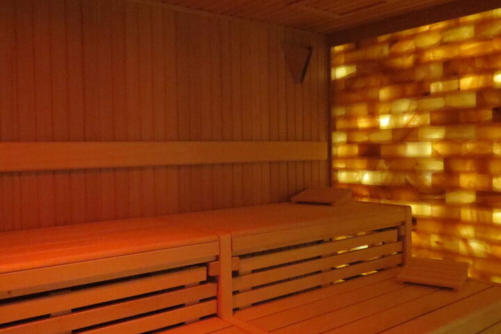 Finnsauna mit Wand