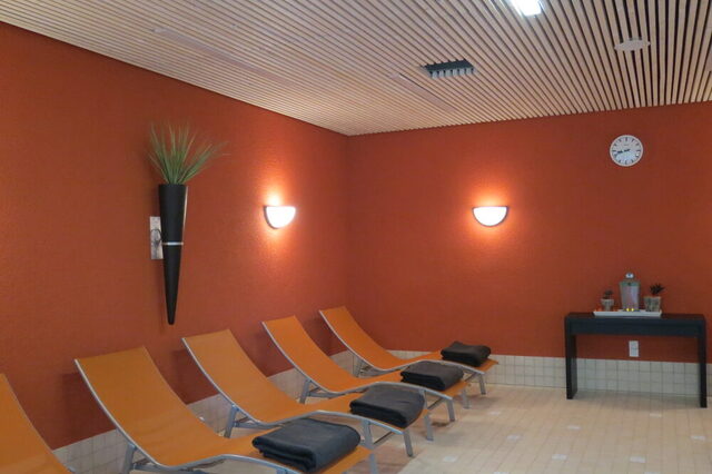 Sauna Ruheraum im Hallenbad