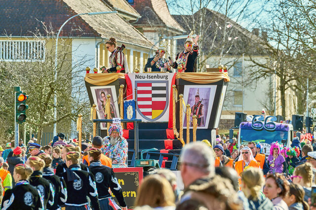 Neru-Isenburg: Lumpenmontag Narrenumzug.