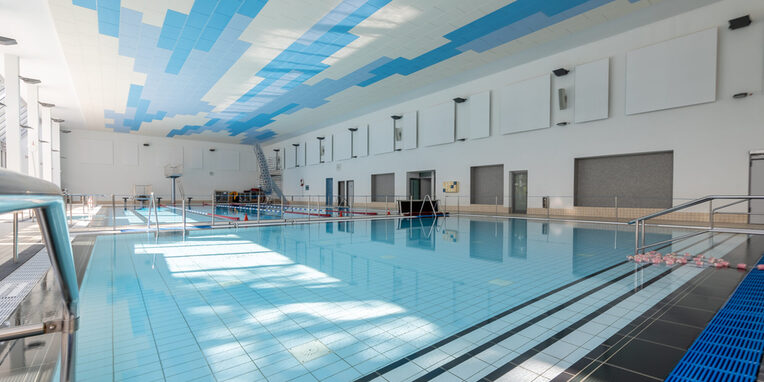 Hallenbad im Waldschwimmbad Neu-Isenburg