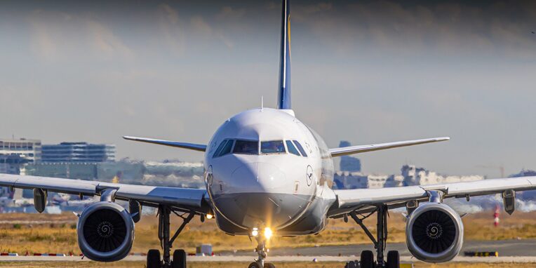 Flugzeug