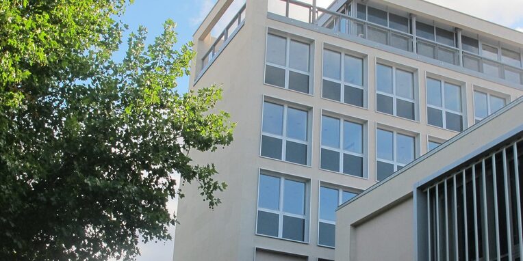 Nordansicht des Rathaus Neu-Isenburg