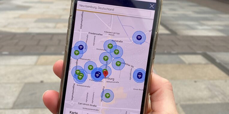 Smartphone mit kostenlose WLAN-Hotspots