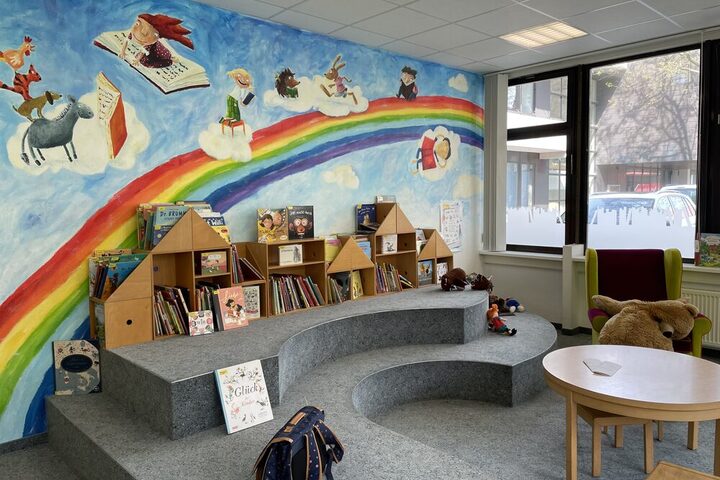Kinderleseecke in der Stadtbibliothek Neu-Isenburg
