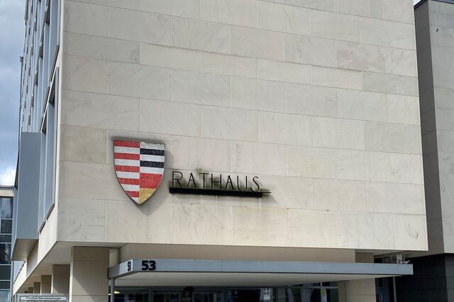 Haupteingang Rathaus Neu-Isenburg