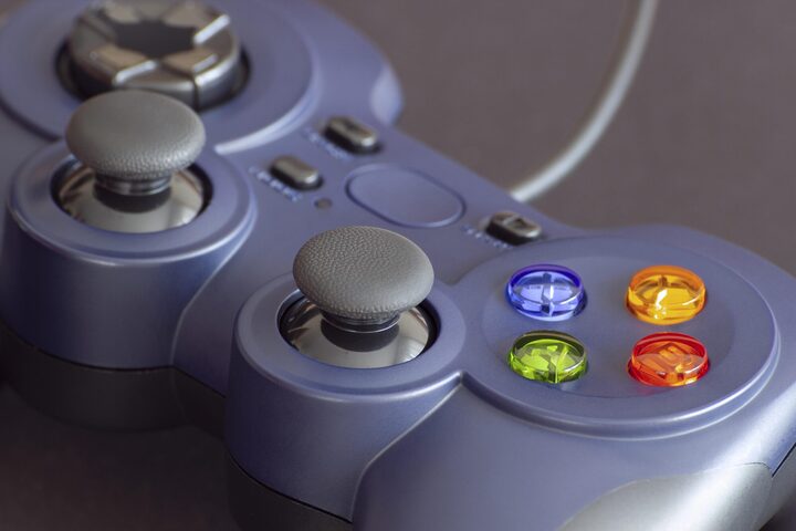 Gamepad, Regler, Spiel