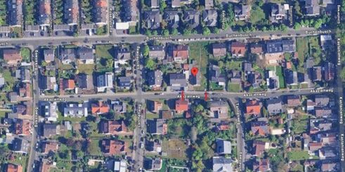 Luftbild Akazienweg mit roter Markierung des Sperrbereiches
