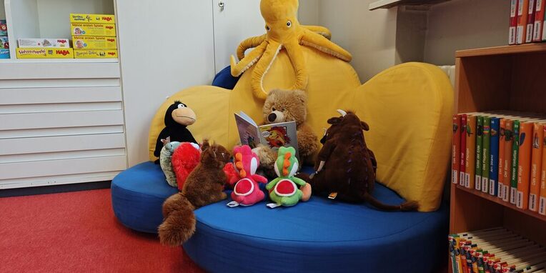 Vorlesen in der Stadtteilbibliothek Zeppelinheim