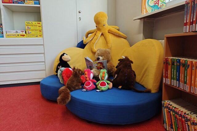 Vorlesen in der Stadtteilbibliothek Zeppelinheim