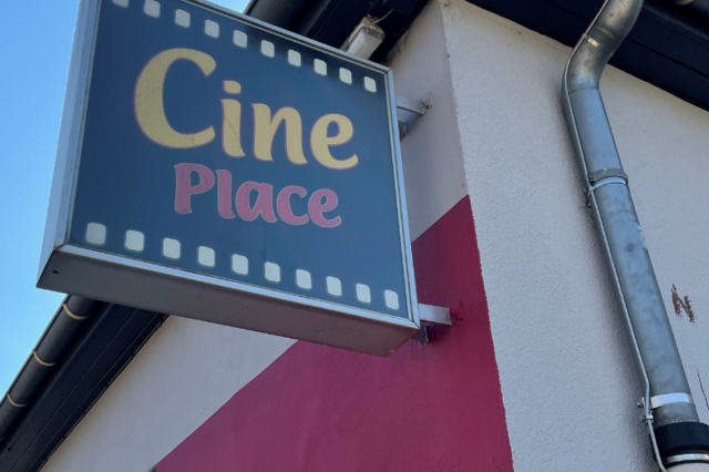 Schild Cineplace